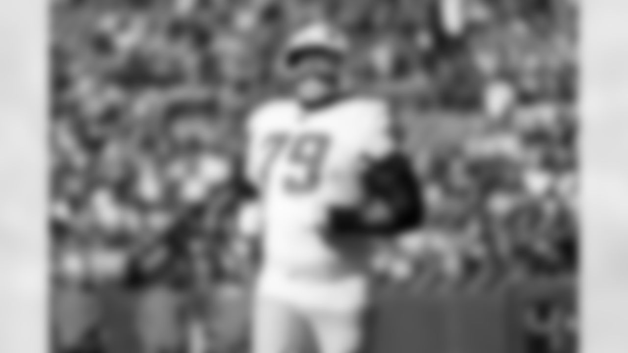 T Trey Pipkins III (79)