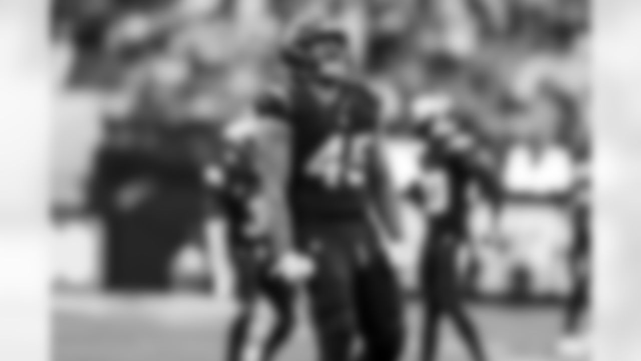 OLB Tuli Tuipulotu (45)