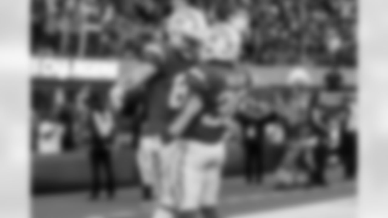 The Los Angeles Chargers play the Chicago Bears on Sunday, October 29, 2023 at SoFi Stadium in Inglewood, CA.
[FINAL SCORE: LAC 30 - CHI 10]