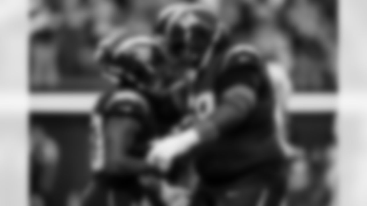 Take a look at the best photos of Chargers 2026 free agent Jamaree Salyer