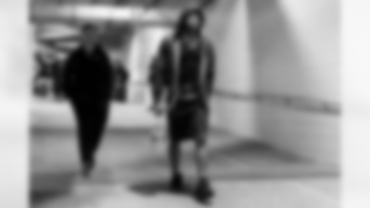 Check out the best shots from the Chargers Week 9 matchup against the Titans!