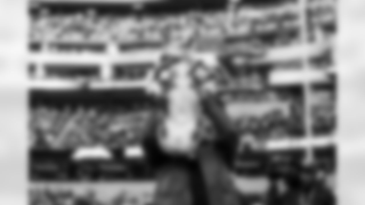 2025 Corgi Cup at Chargers vs. Texans Week 17 Matchup