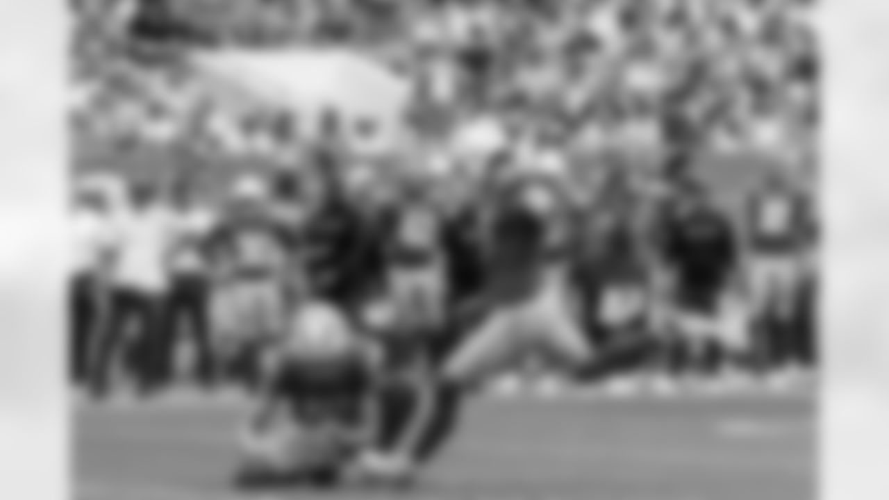 Check out the best shots from the Chargers Week 6 matchup against the Dolphins!