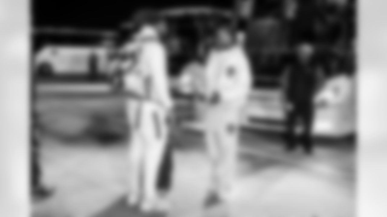 OLB Bud Dupree (48) and S Derwin James Jr. (3)