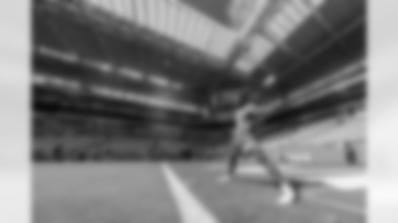 Check out the best shots from the Chargers Week 6 matchup against the Dolphins!