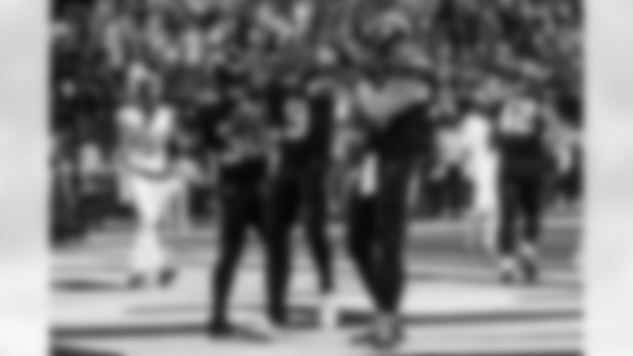 Take a look back at the best photos of the Chargers best celebrations of the 2025 season.