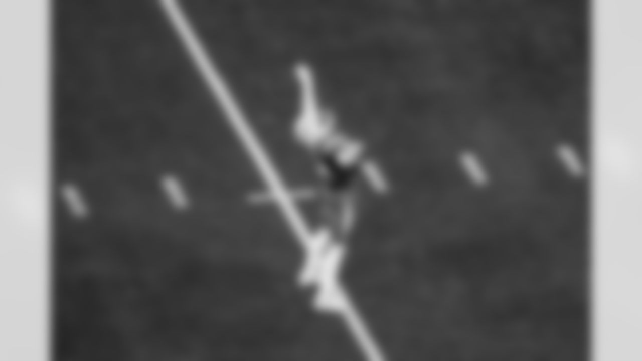 LB Daiyan Henley (0)