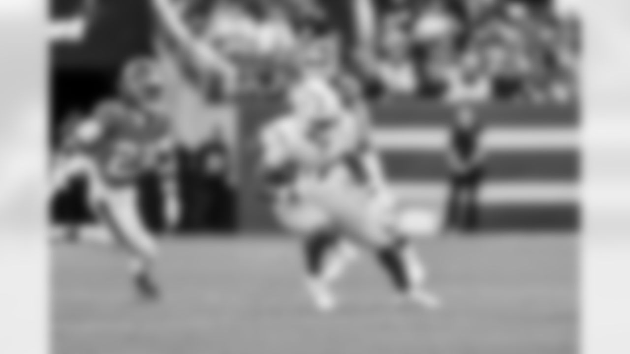 TE Oronde Gadsden (86)