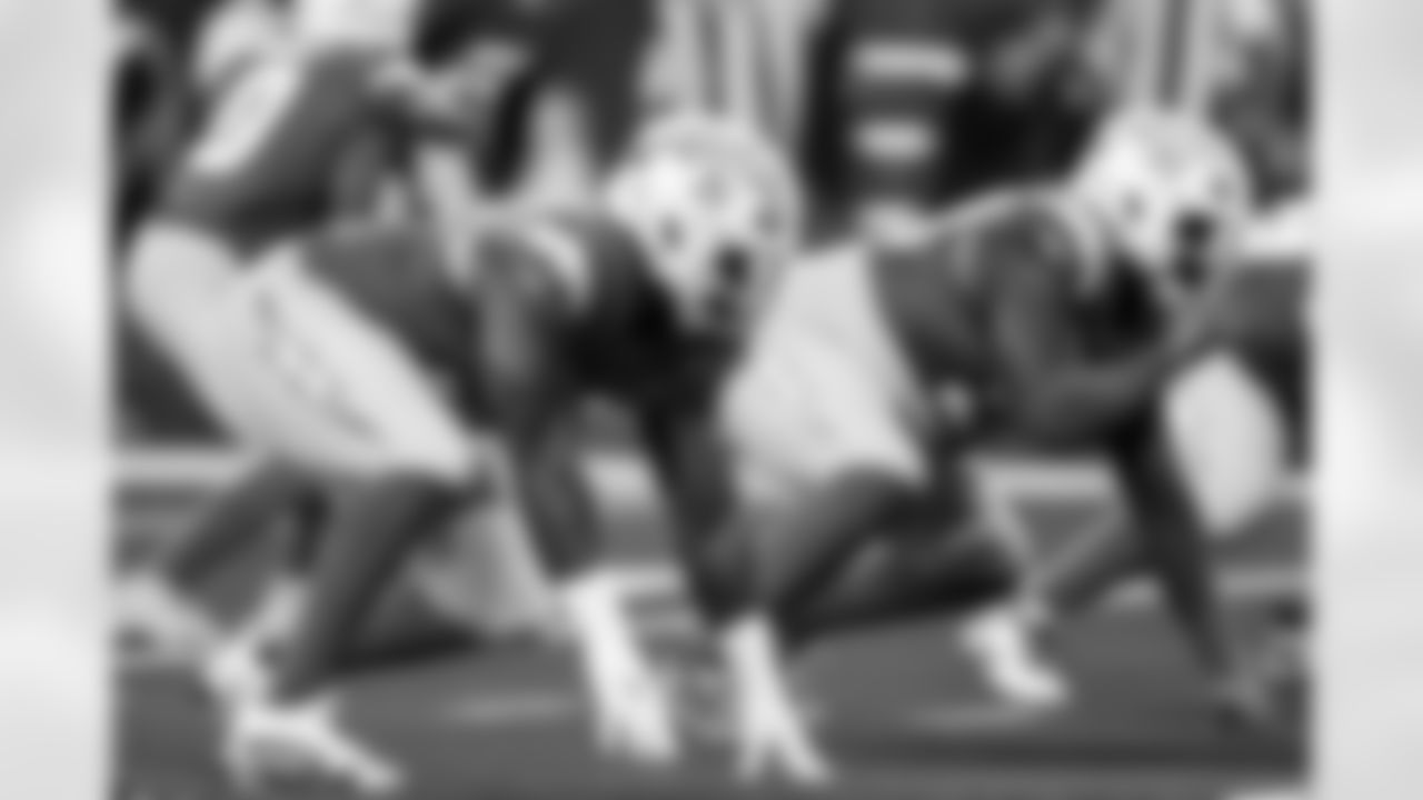 Check out the best shots from the Chargers Week 10 matchup against the Steelers!