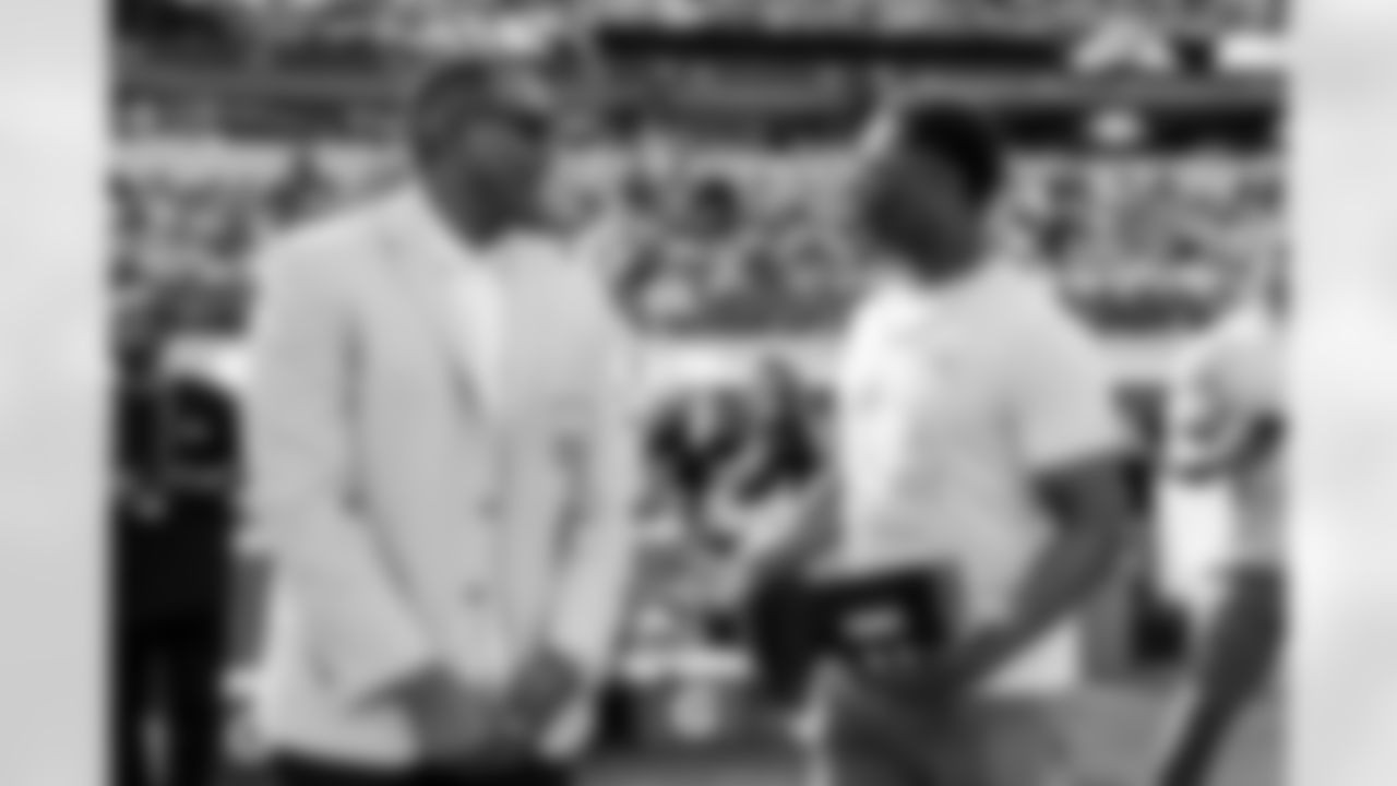 Chargers Legend Antonio Gates and Chargers Legend LaDainian Tomlinson