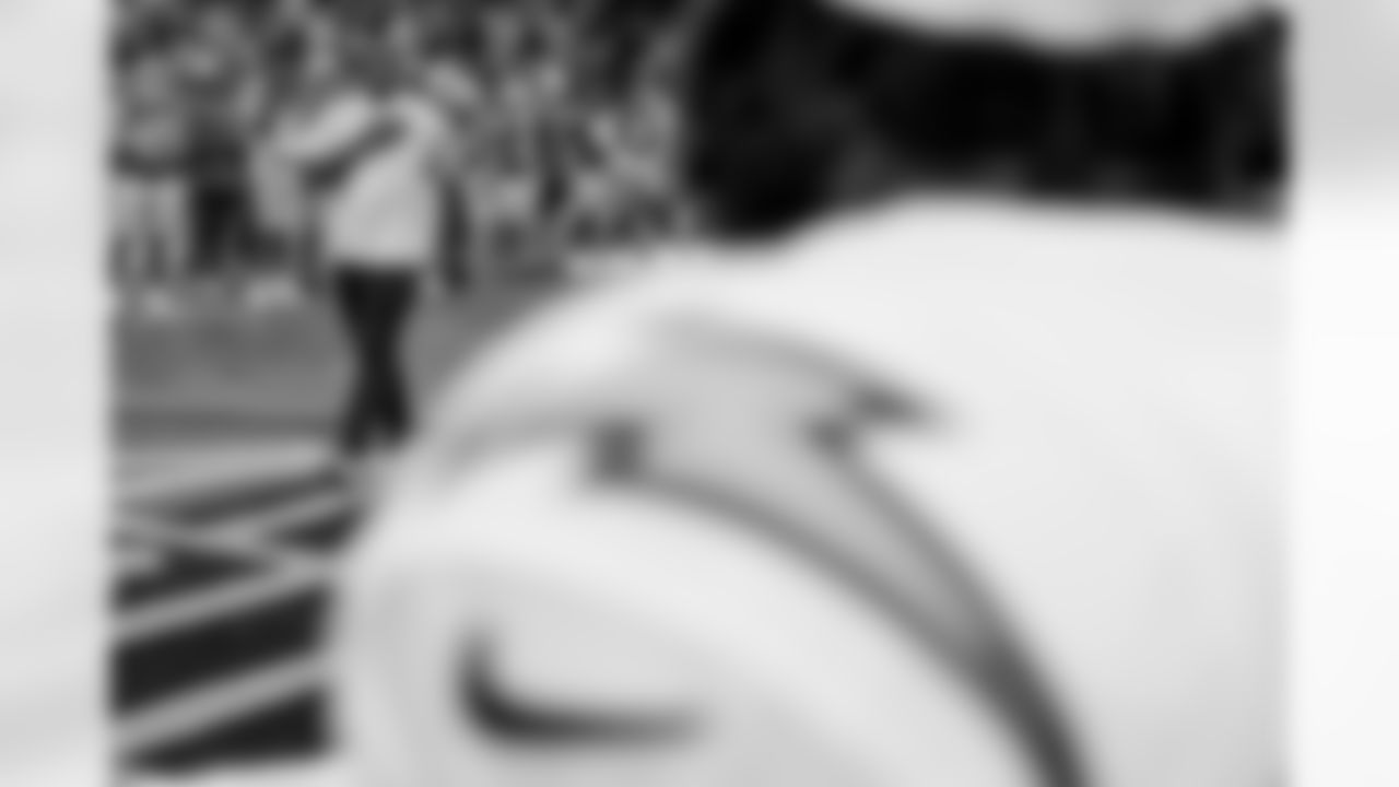 The Los Angeles Chargers play the Detroit Lions in the Hall of Fame game on Thursday, July 31, 2025 at Tom Benson Hall of Fame Stadium in Canton, OH.
[FINAL SCORE: LAC 34 - DET 7]