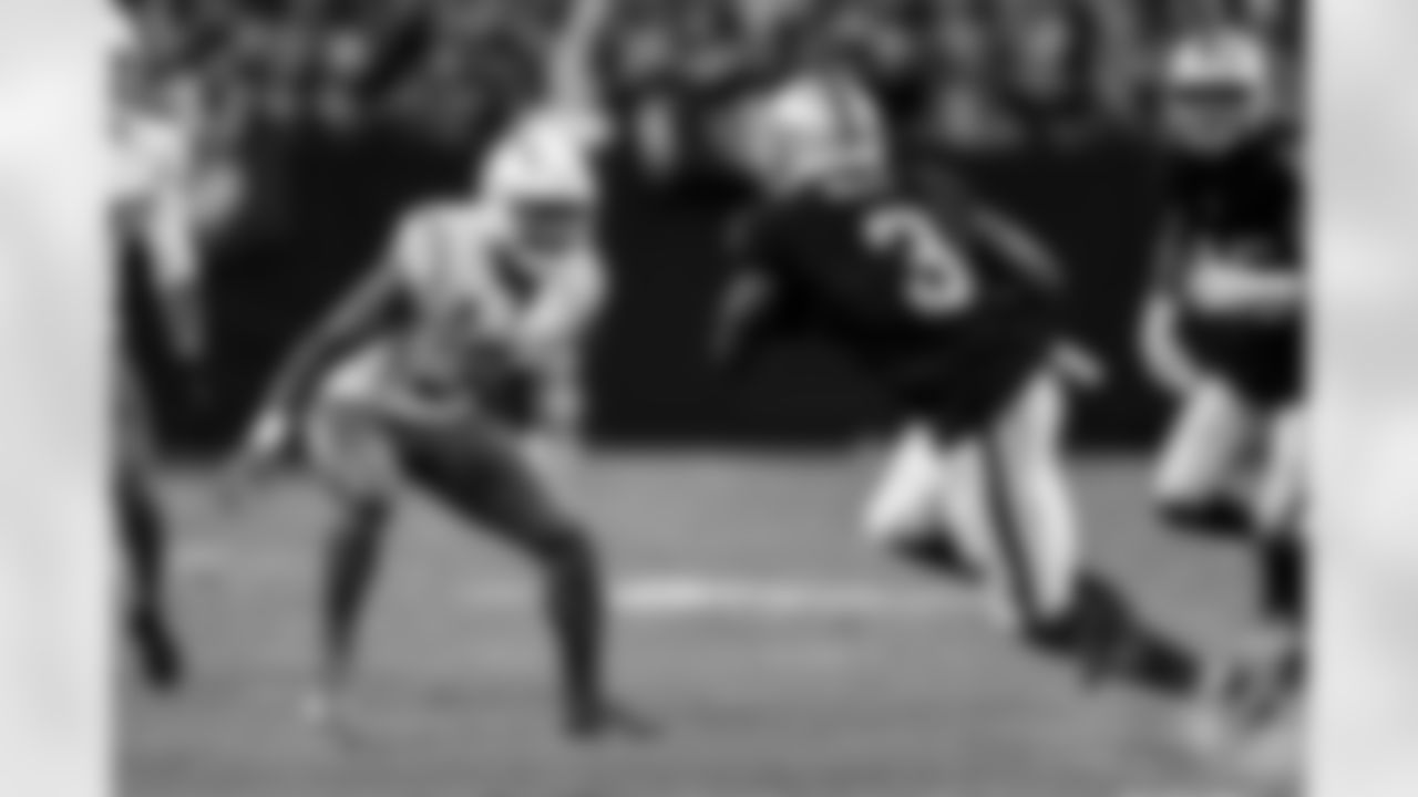 Check out the best shots from the Chargers Week 2 matchup against the Raiders!