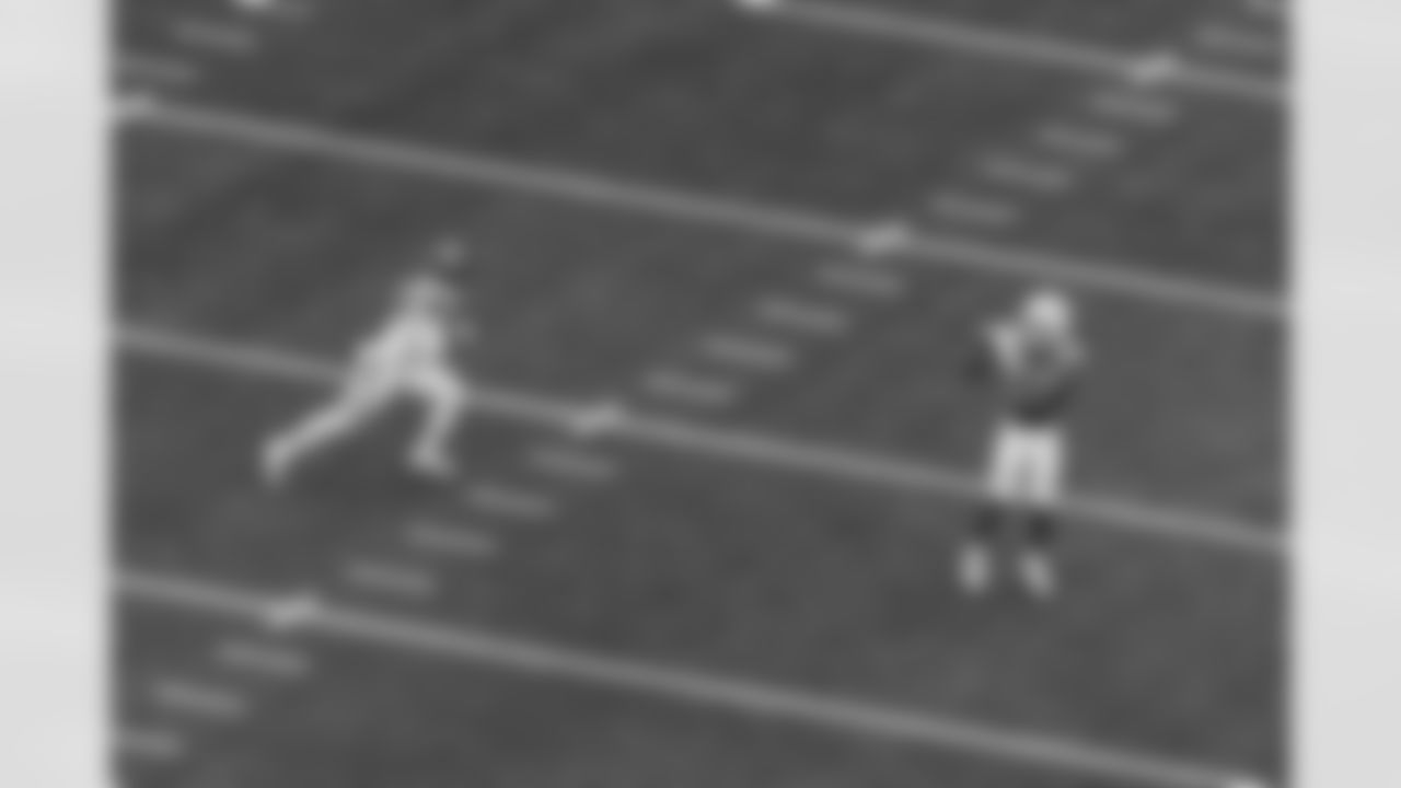 Take a look back at the best photos of the Chargers 2025 draft class in their inaugural NFL campaign.