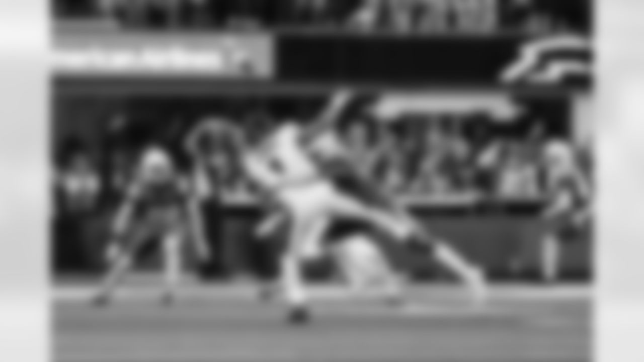 LB Daiyan Henley (0)