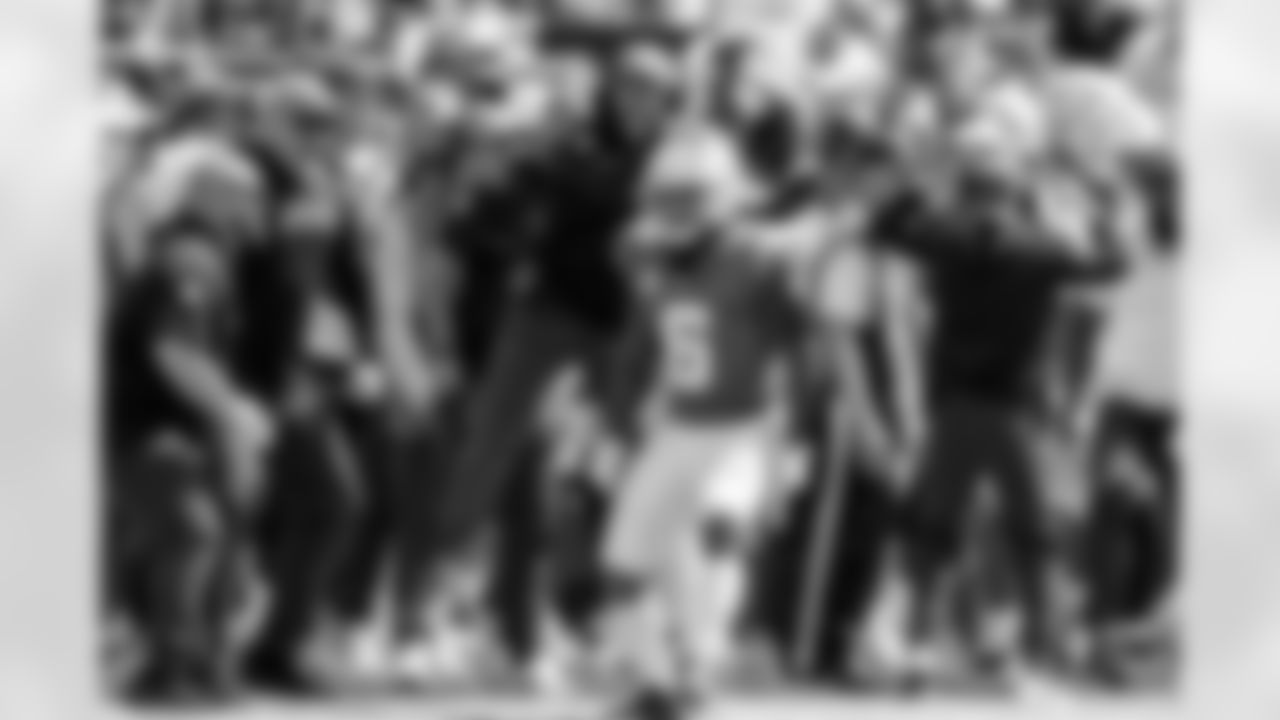 The Los Angeles Chargers play the Carolina Panthers on Sunday, September 15, 2024 at Bank of America Stadium in Charlotte, NC.
[FINAL SCORE: LAC 26 - CAR 3]