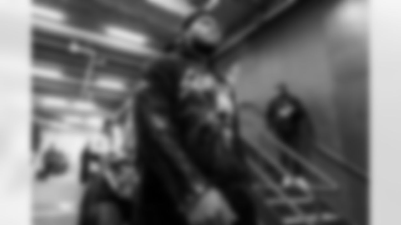 Check out the best shots from the Chargers Week 15 matchup against the Chiefs!