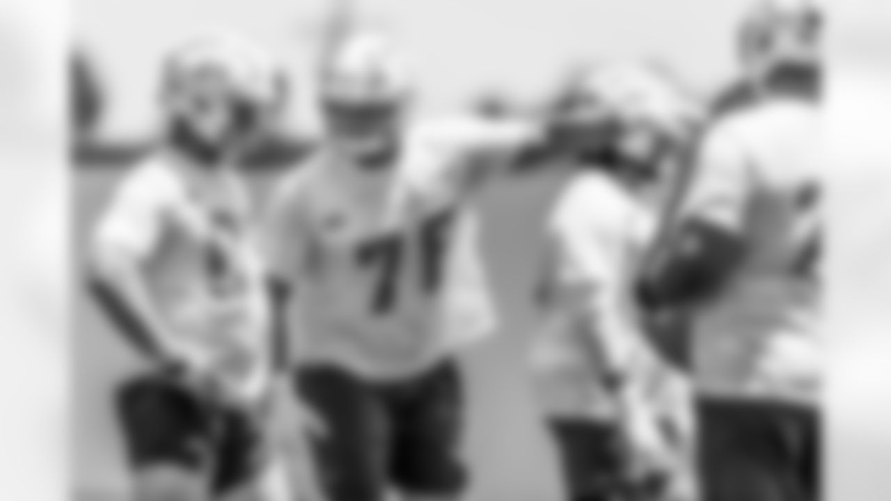 Los Angeles Chargers players participate in Phase 3 of the offseason program on Friday, May 30, 2025 at The Bolt in El Segundo, CA.