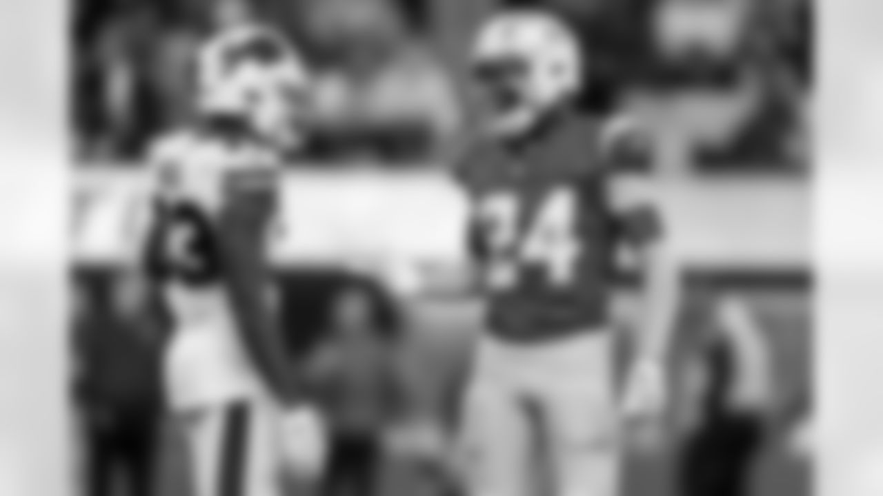 The Los Angeles Chargers play the Buffalo Bills on Saturday, December 23, 2023 at SoFi Stadium in Inglewood, CA.
[FINAL SCORE: BUF 24 - LAC 22]