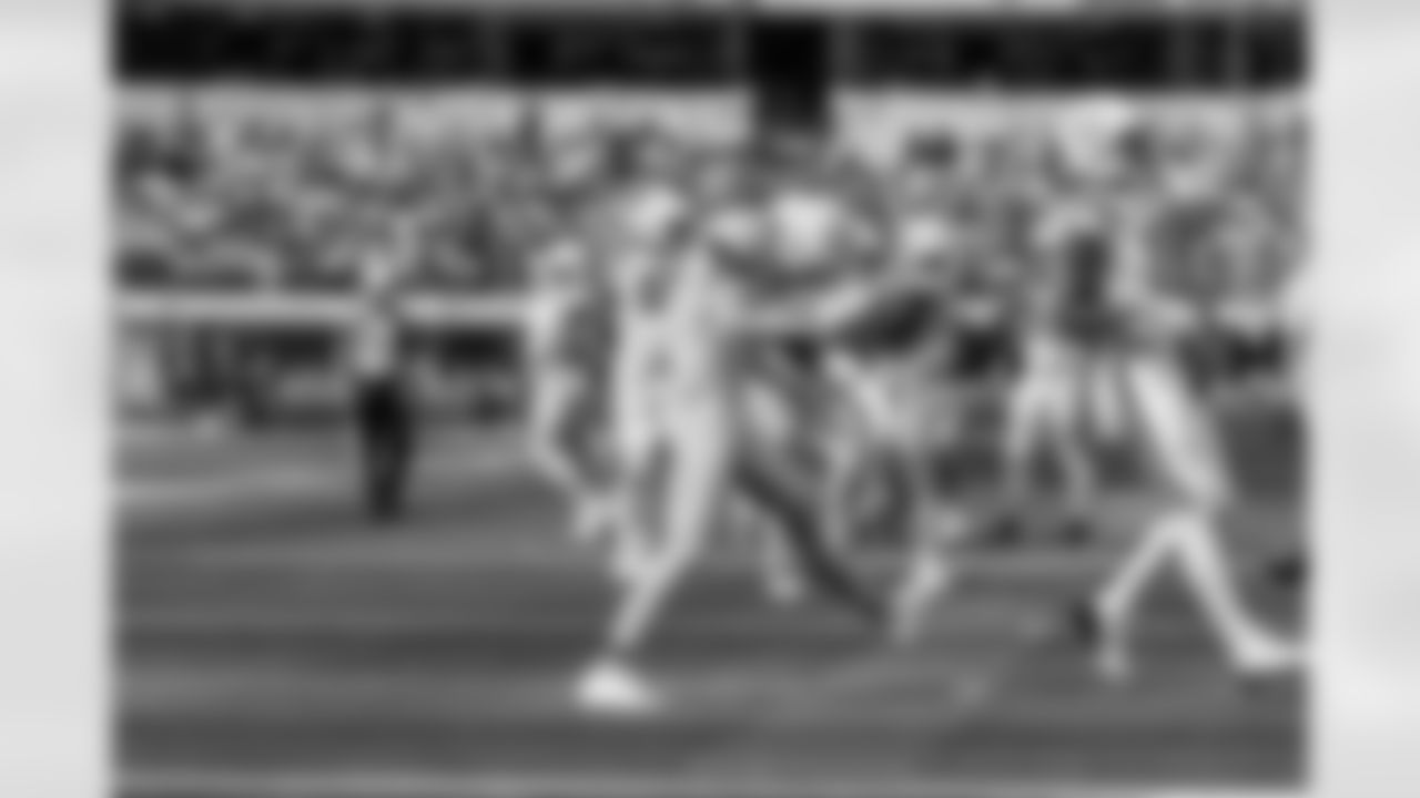 Check out the best shots from the Chargers Week 7 matchup against the Colts!