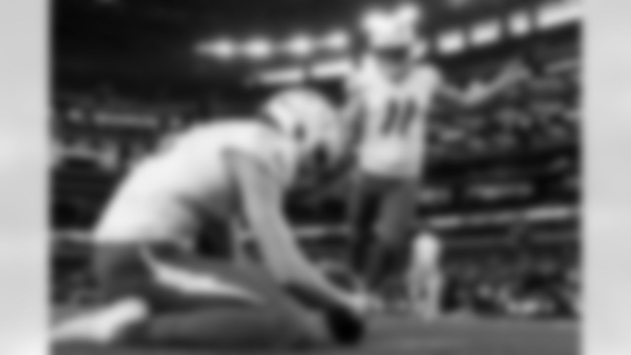 Check out the best shots from the Chargers Week 16 matchup against the Cowboys!