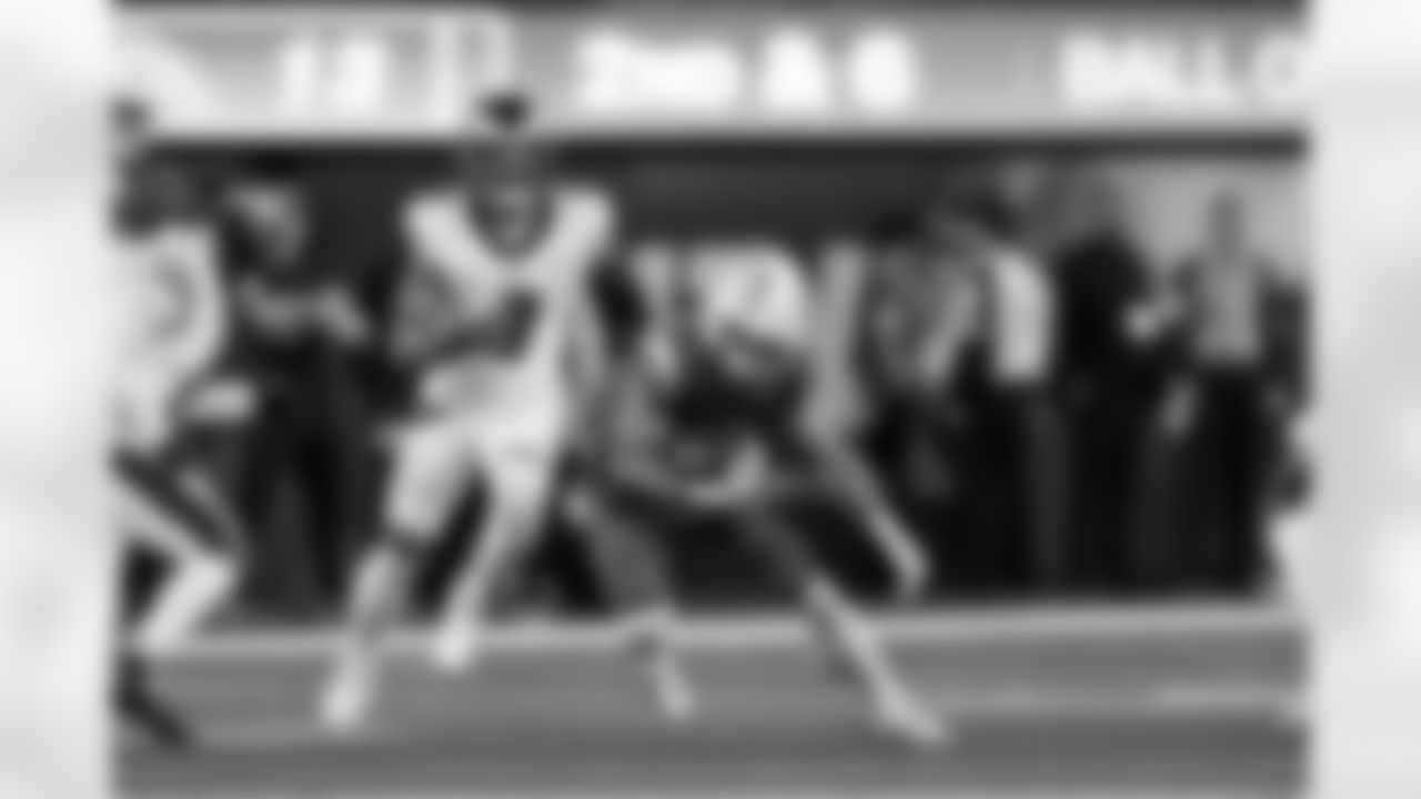 WR Ladd McConkey (15)