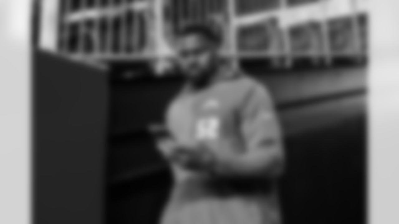 OLB Khalil Mack (52)