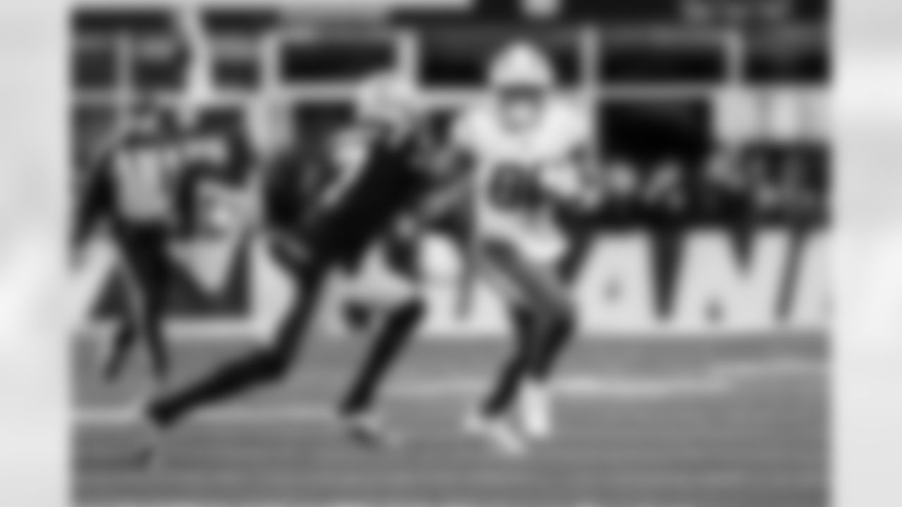 TE Oronde Gadsden (86)