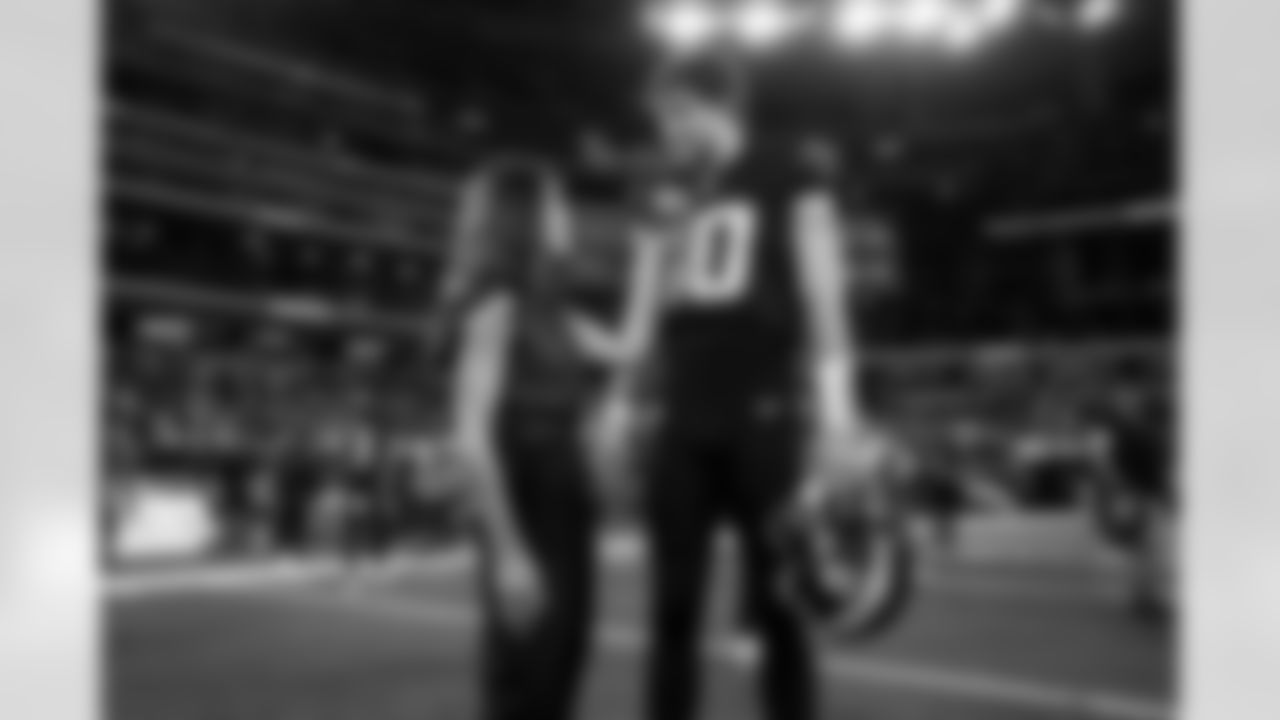 QB Justin Herbert (10)