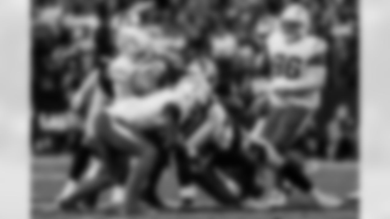 Take a look back at the best photos of Derwin James, Jr.'s 2025 campaign.