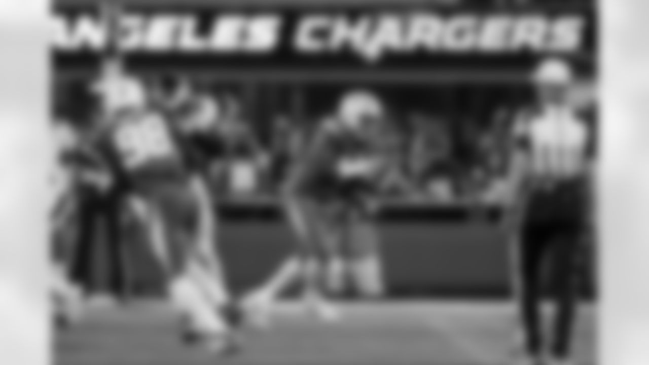 DL Da'Shawn Hand (91)