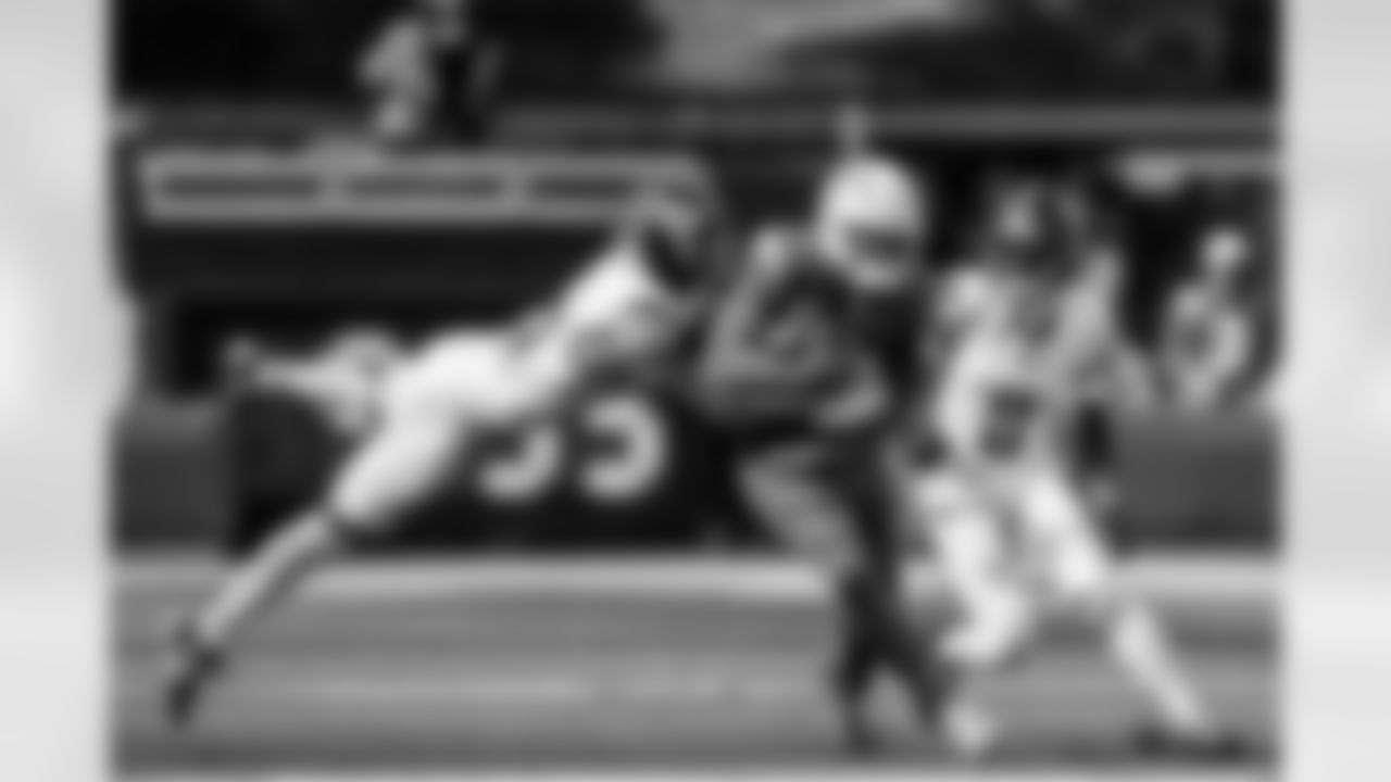 Check out the best shots from the Chargers Week 5 matchup against the Commanders!