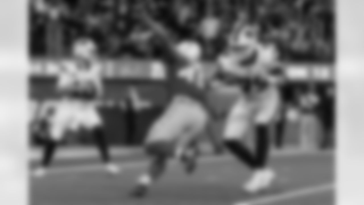 The Los Angeles Chargers play the Buffalo Bills on Sunday, December 23, 2023 at SoFi Stadium in Inglewood, CA.
[FINAL SCORE: BUF 24 - LAC 22]