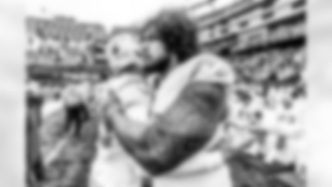 Take a look back at the Chargers Week 17 matchup with the Patriots in monochrome!