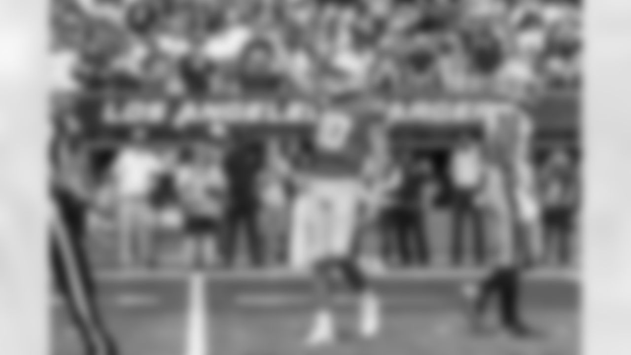 The Los Angeles Chargers play the Las Vegas Raiders on Sunday, September 8, 2024 at SoFi Stadium in Inglewood, CA.
[FINAL SCORE: LAC 22 - LV 10]