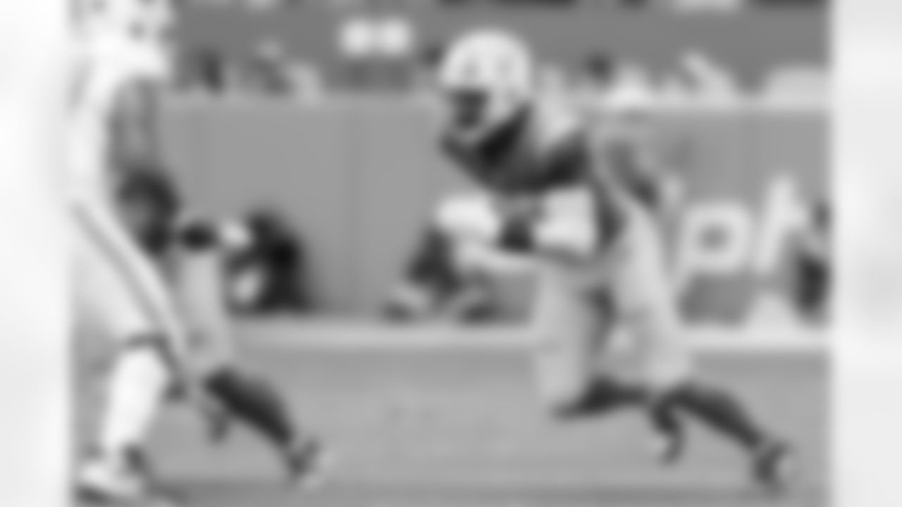 OLB Odafe Oweh (98)