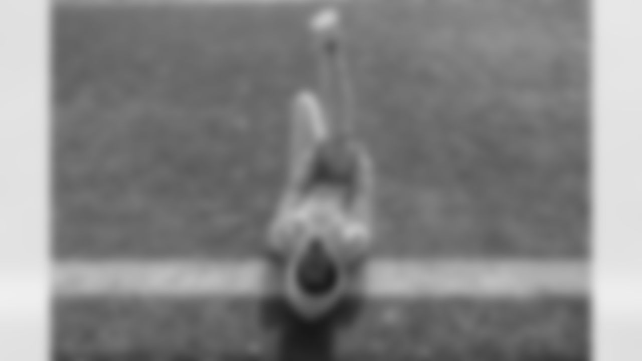 The Los Angeles Chargers play the Denver Broncos on Sunday, December 31, 2023 at Empower Field at Mile High in Denver, CO.
[FINAL SCORE: DEN 16 - LAC 9]