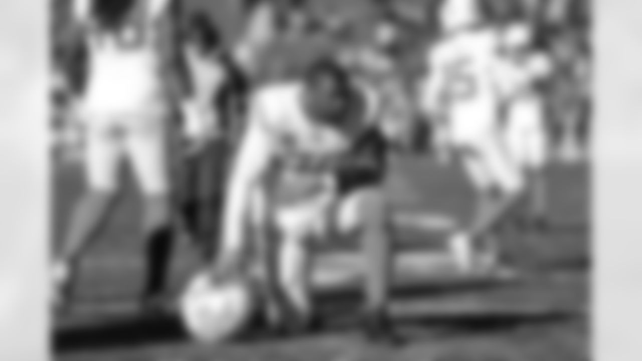 OLB Khalil Mack (52)