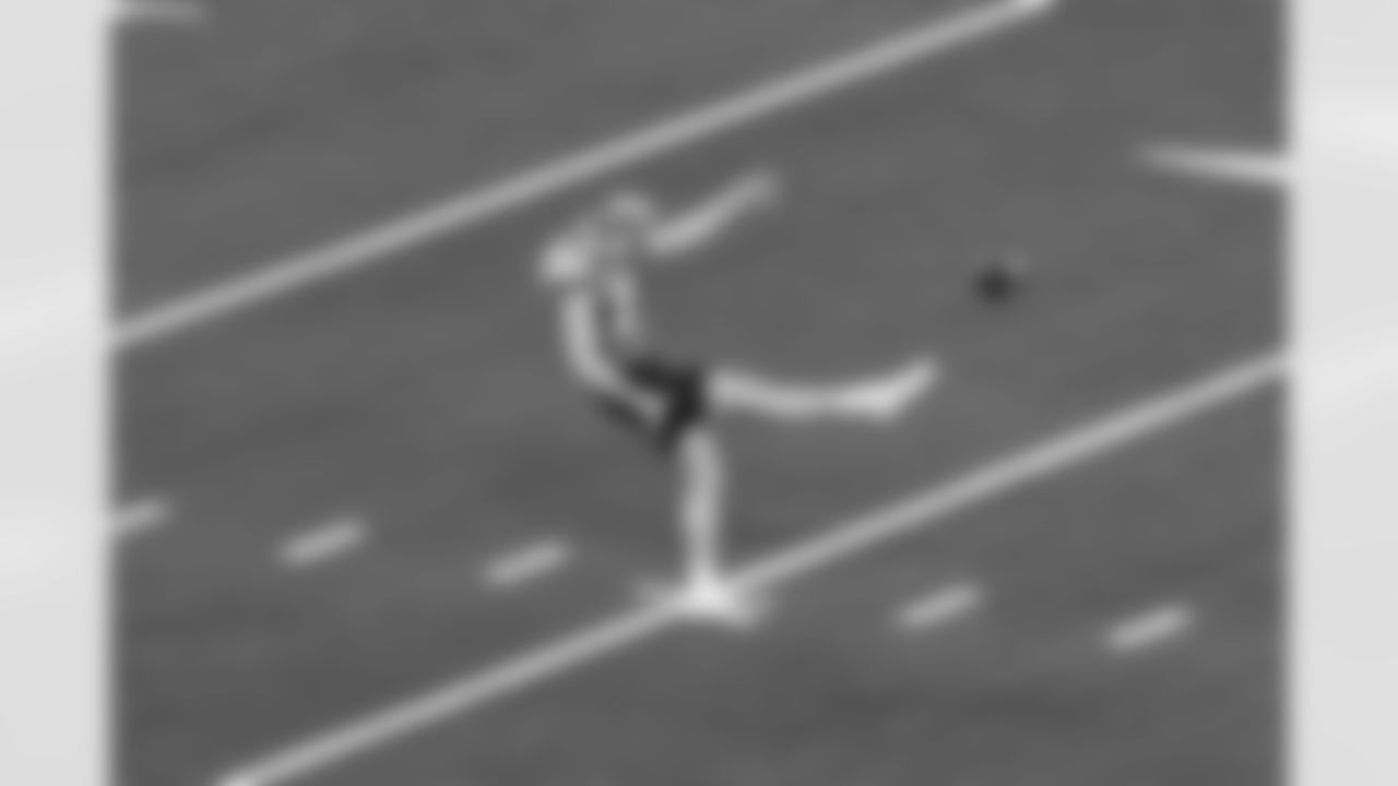 The Los Angeles Chargers practice on Wednesday, December 24, 2025 at Sofi Stadium in Inglewood, CA.