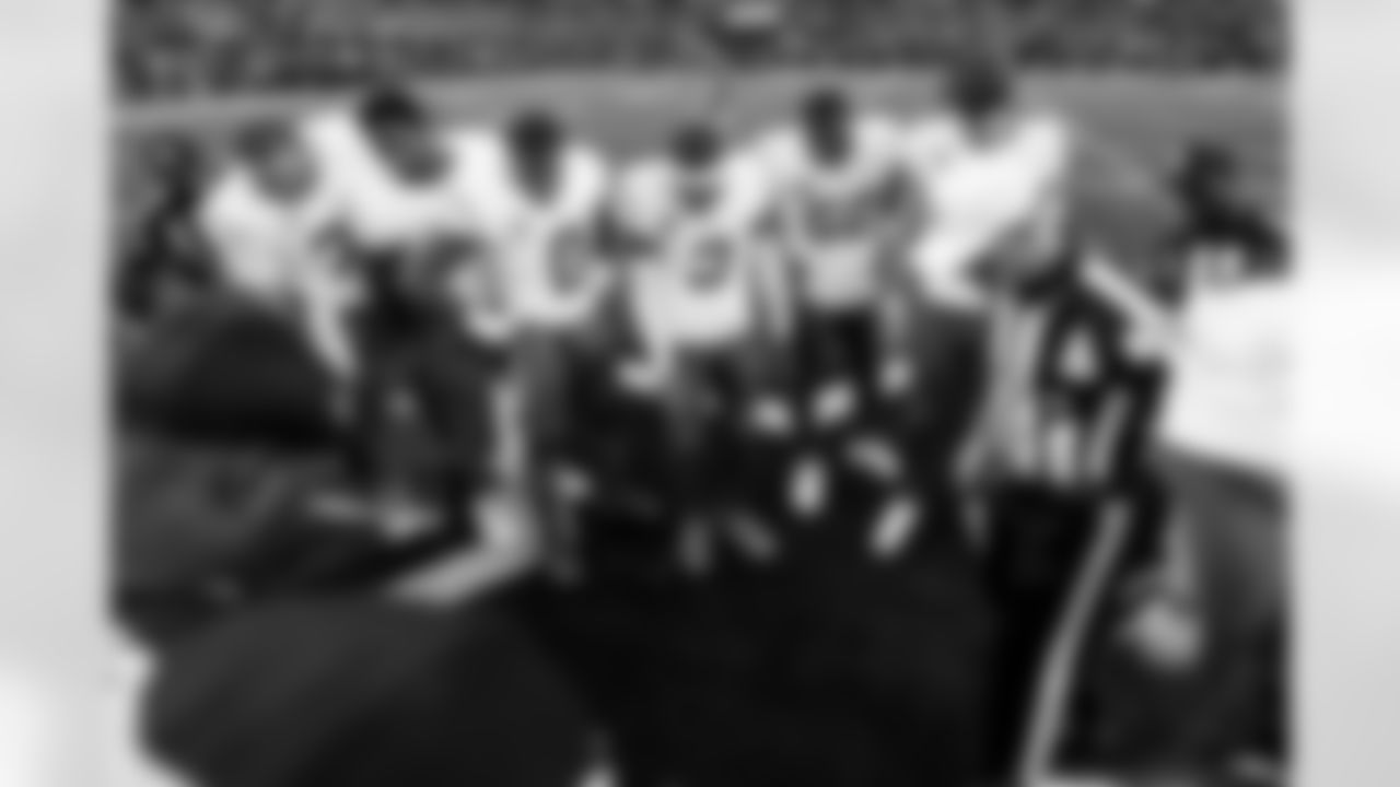 Check out the best shots from the Chargers Week 16 matchup against the Cowboys!