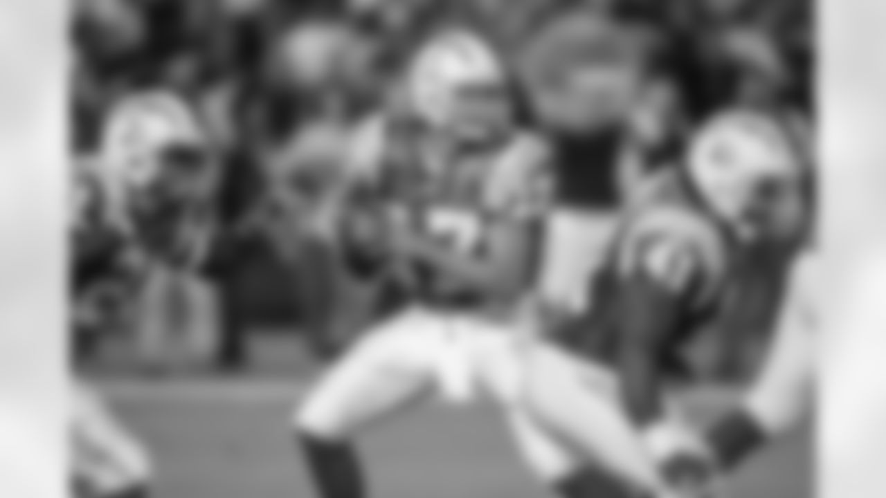 The San Diego Chargers play the Pittsburgh Steelers on Sunday, October 8, 2006 at Qualcomm Stadium in San Diego, California. 
[FINAL SCORE: SD 23 - PIT 13]