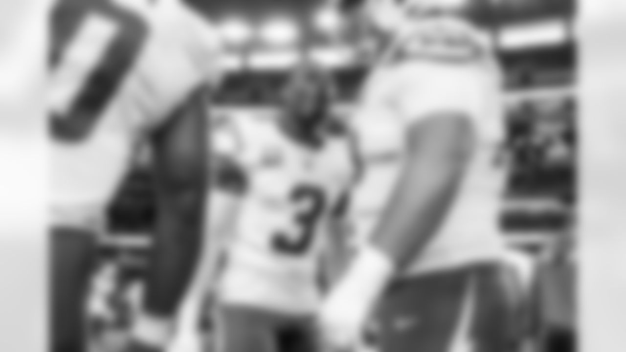 S Derwin James Jr. (3)