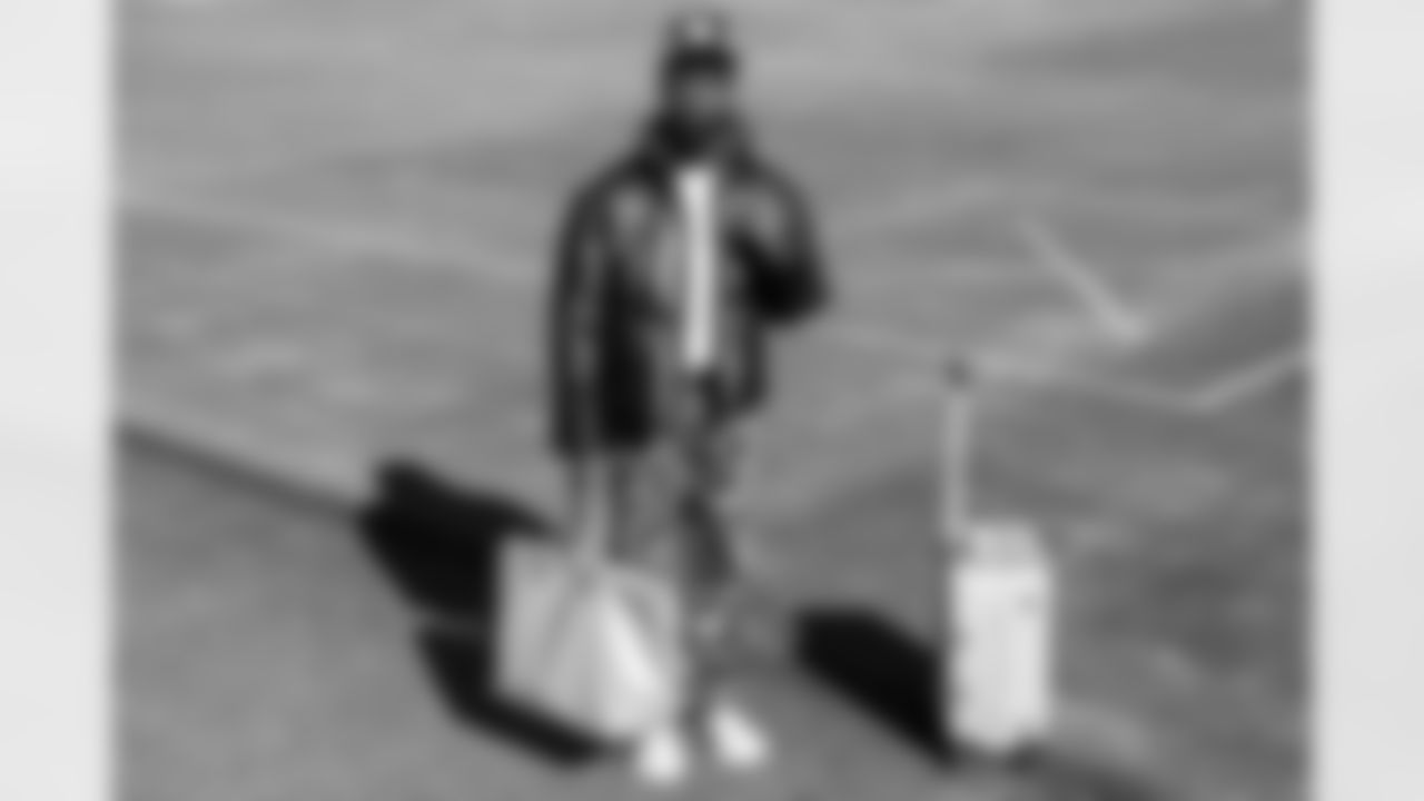 Los Angeles Chargers CB Donte Jackson (26) travels to New England on Friday, Jan. 9, 2025 for the Wild Card matchup against the New England Patriots.