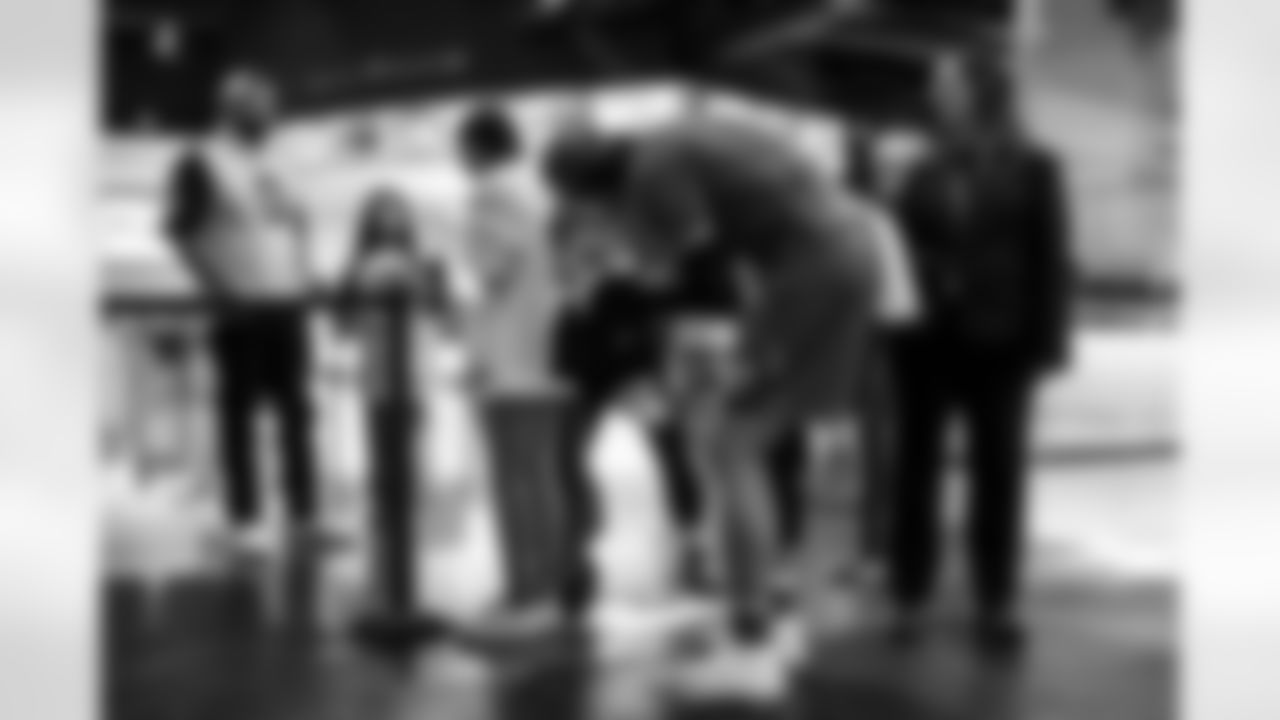 QB Justin Herbert (10)