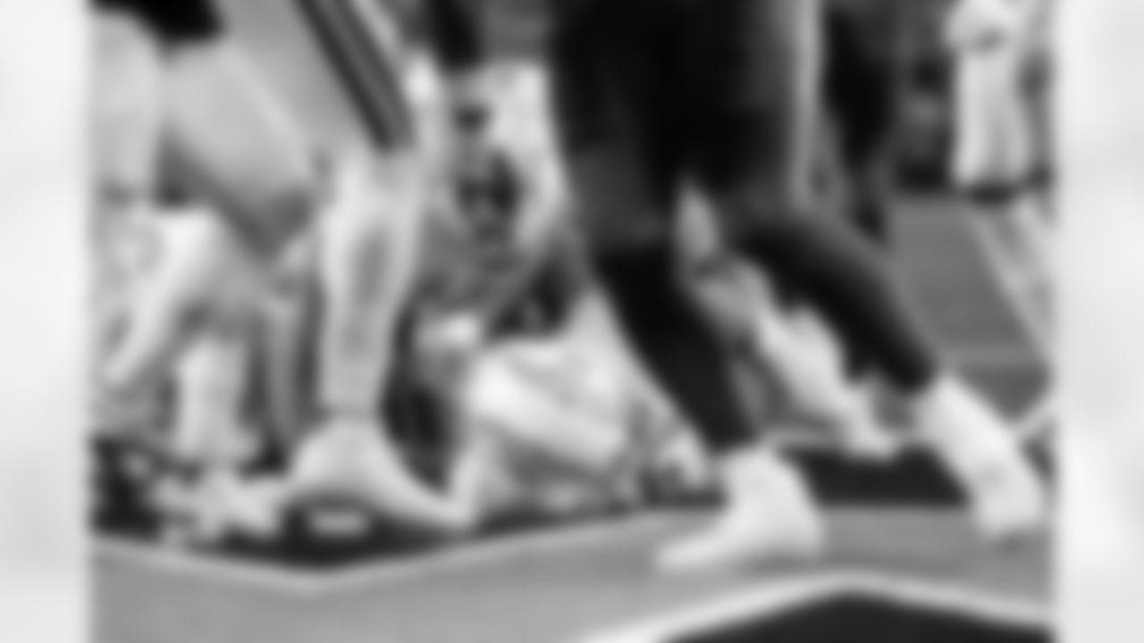 QB Justin Herbert (10)