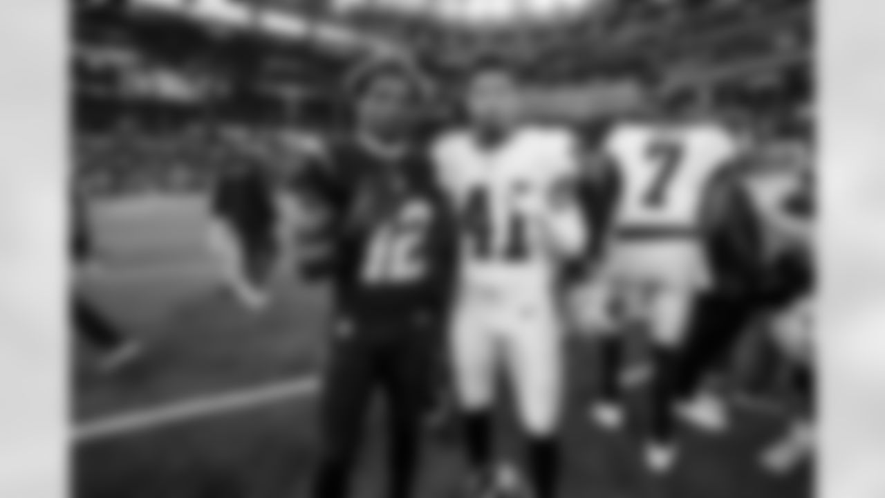 WR Derius Davis (12)