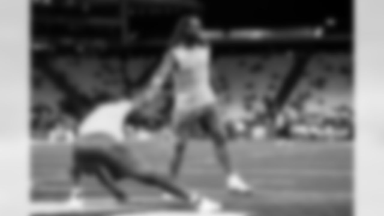 RB Najee Harris (22)