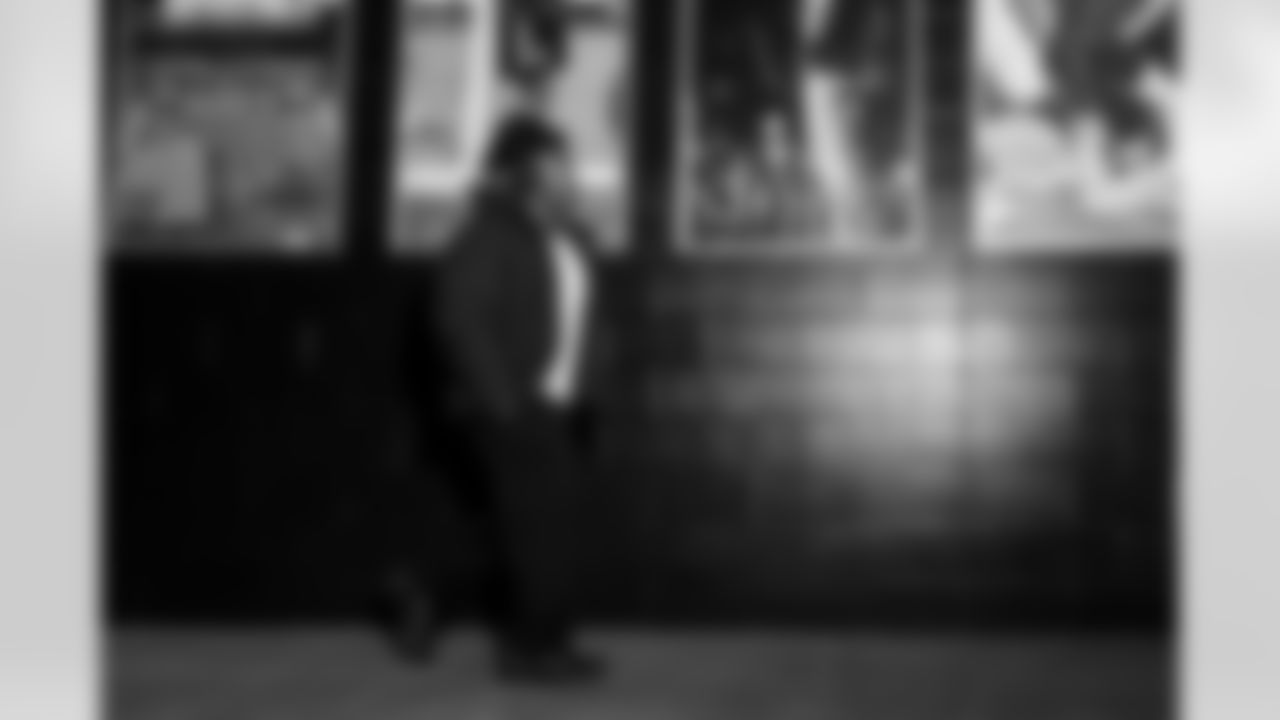 RB Kimani Vidal (30)