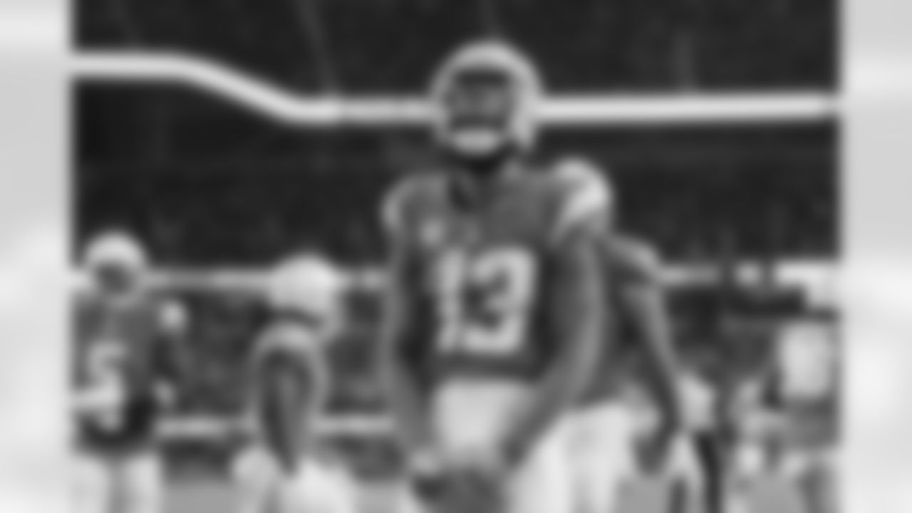 The Los Angeles Chargers play the Kansas City Chiefs on Thursday, December 16, 2021 at SoFi Stadium in Inglewood, CA.
[FINAL SCORE: KC 34 - LAC 28]