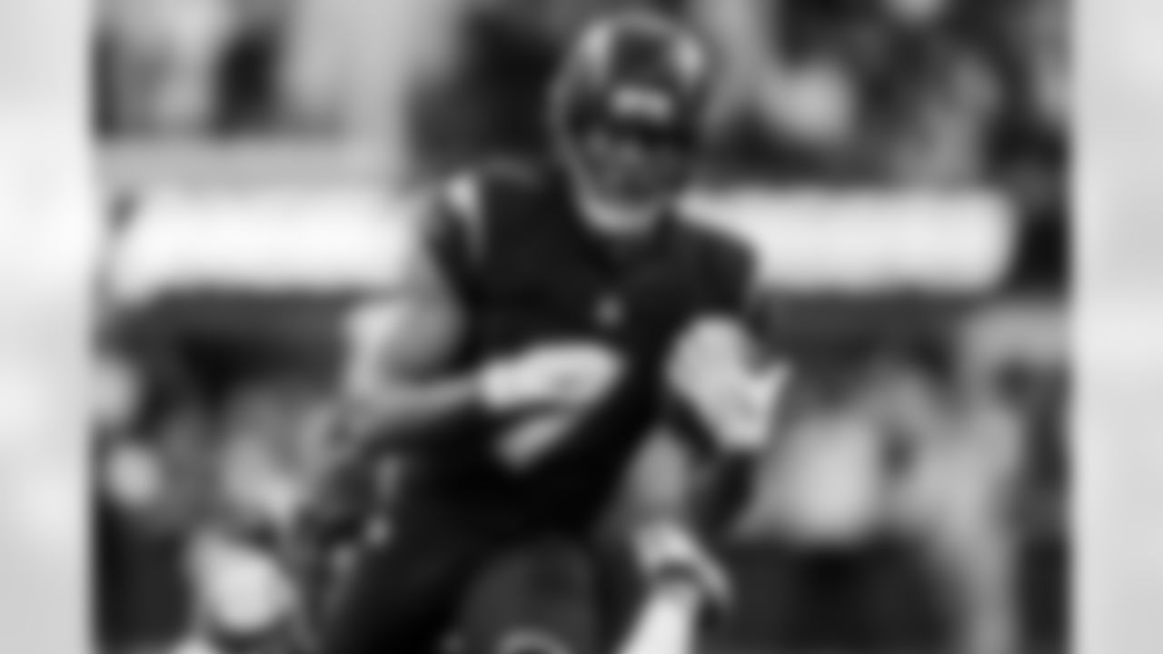 Check out the best shots from the Chargers Week 17 matchup against the Texans!