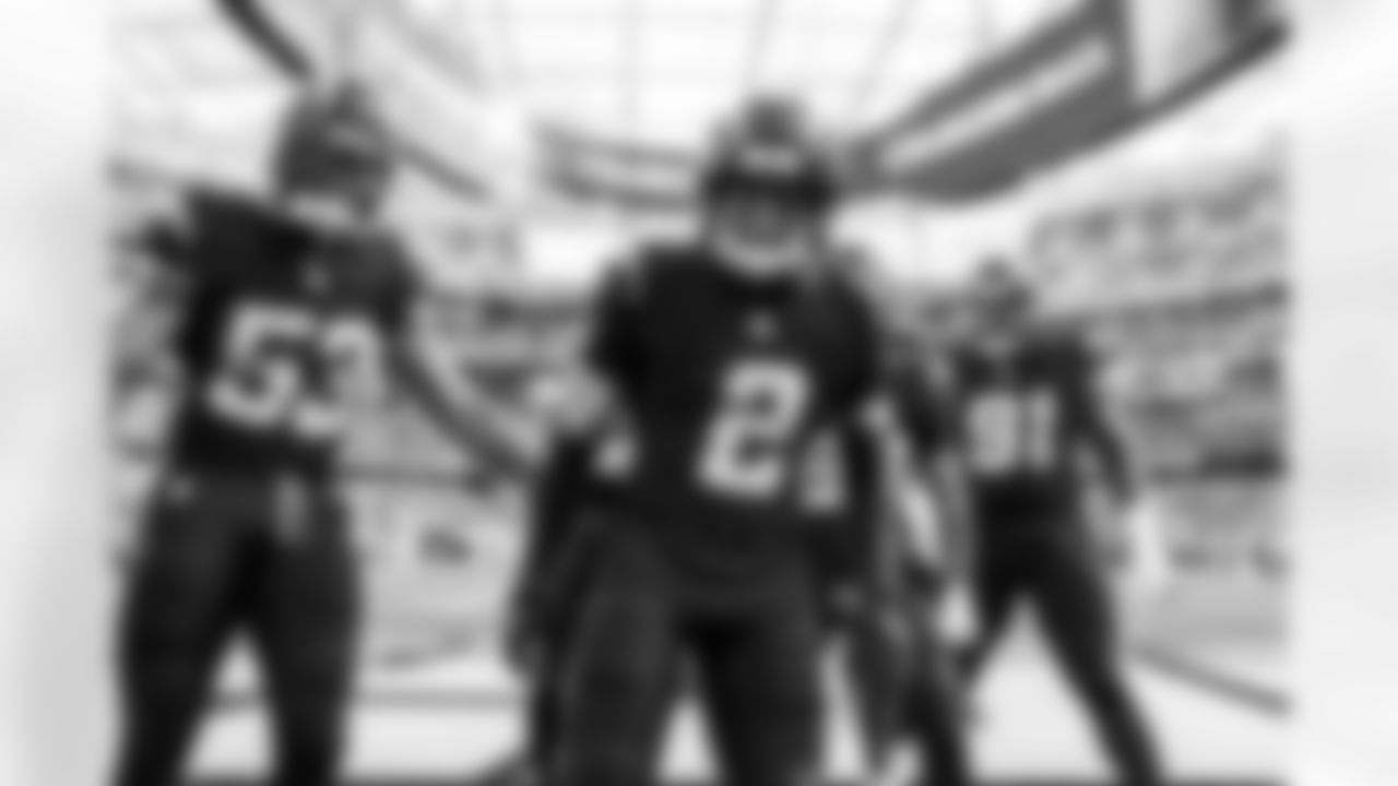 DB Elijah Molden (2)